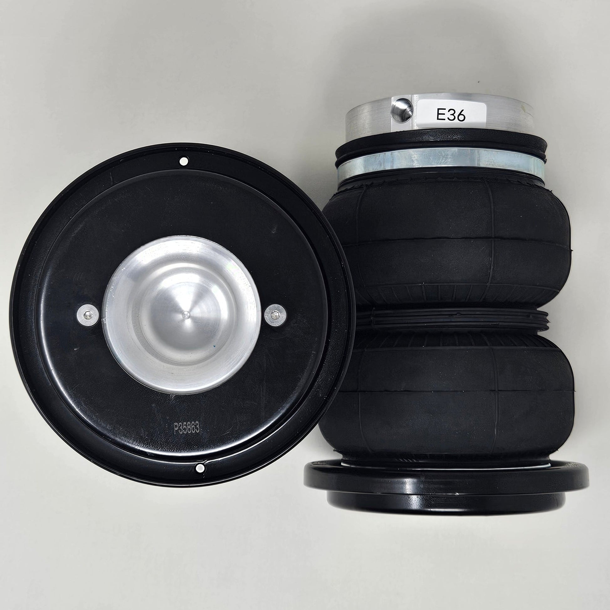 Replacement rear sealed air suspension bag for divorced suspension