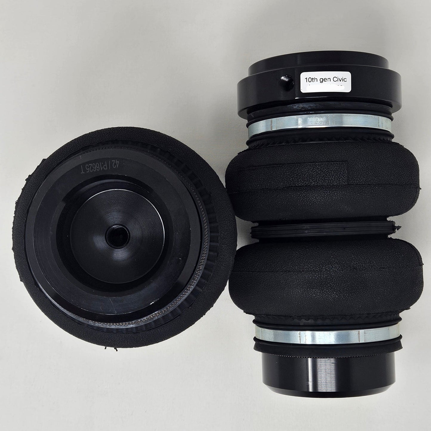 Replacement rear sealed air suspension bag for divorced suspension
